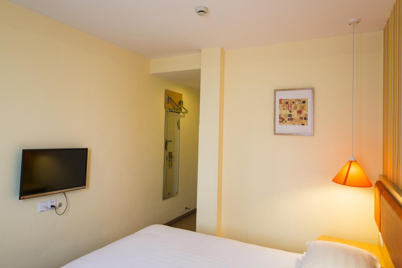 Home Inn Guiyang Zunyi Road エクステリア 写真